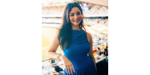 सचिन तेंदुलकर की बेटी सारा ने IPL के बीच खरीदी क्रिकेट टीम, बनीं GEPL मुंबई फ्रैंचाइजी की मालकिन